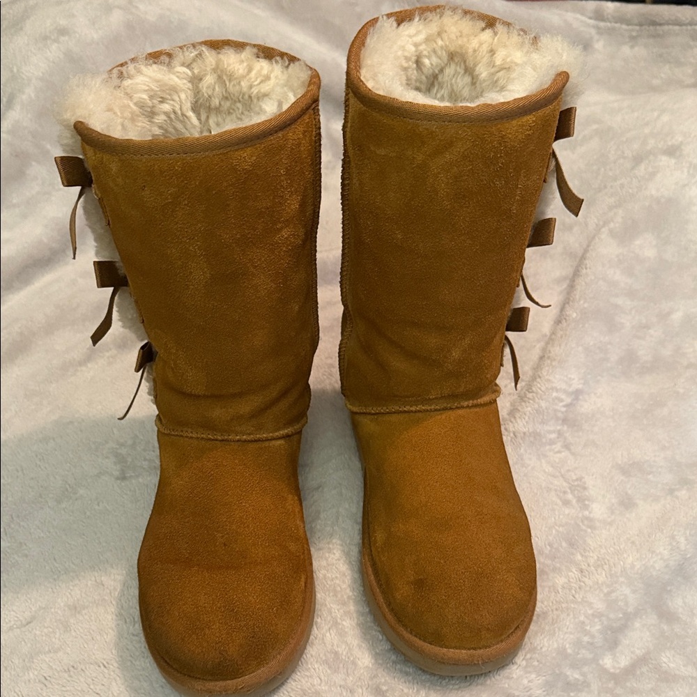 Koolaburra Tan Suede Winter Boots